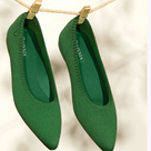 Pointed-Toe Ballet Flats (Aria 5)