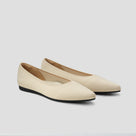 Pointed-Toe Ballet Flats (Aria 5)